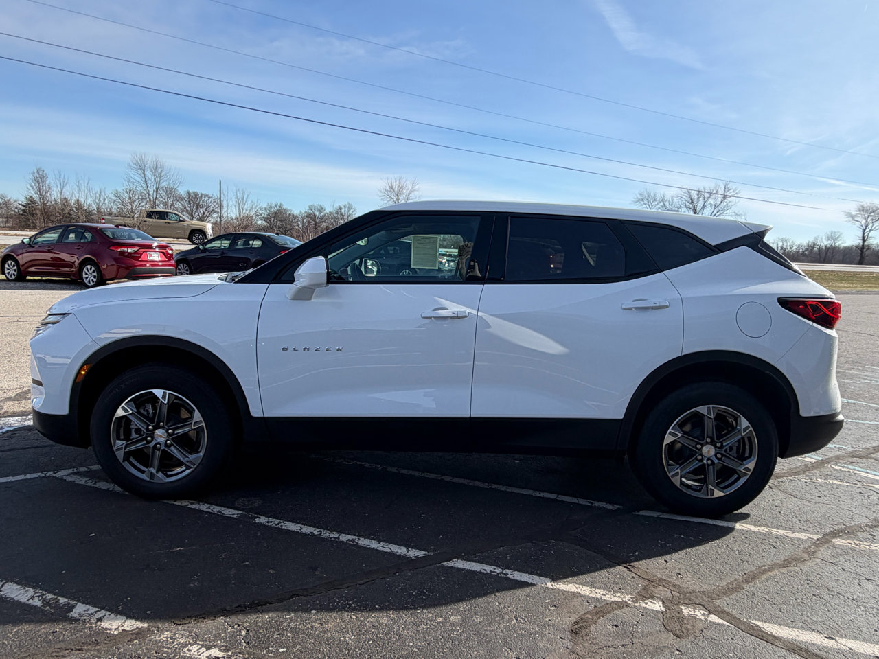 Used 2025 Chevrolet Blazer LT image 2