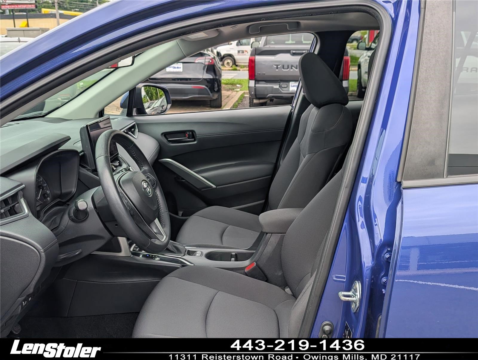 Used 2023 Toyota Corolla Cross LE w/ Moonroof Package AWD/4WD image 15