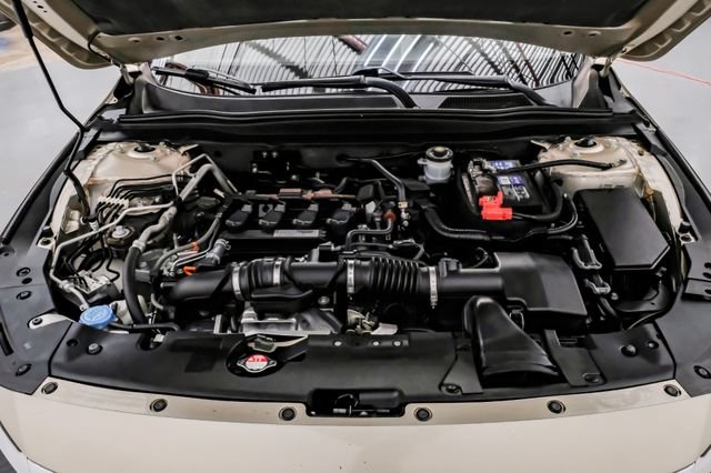 Used 2018 Honda Accord Touring image 70