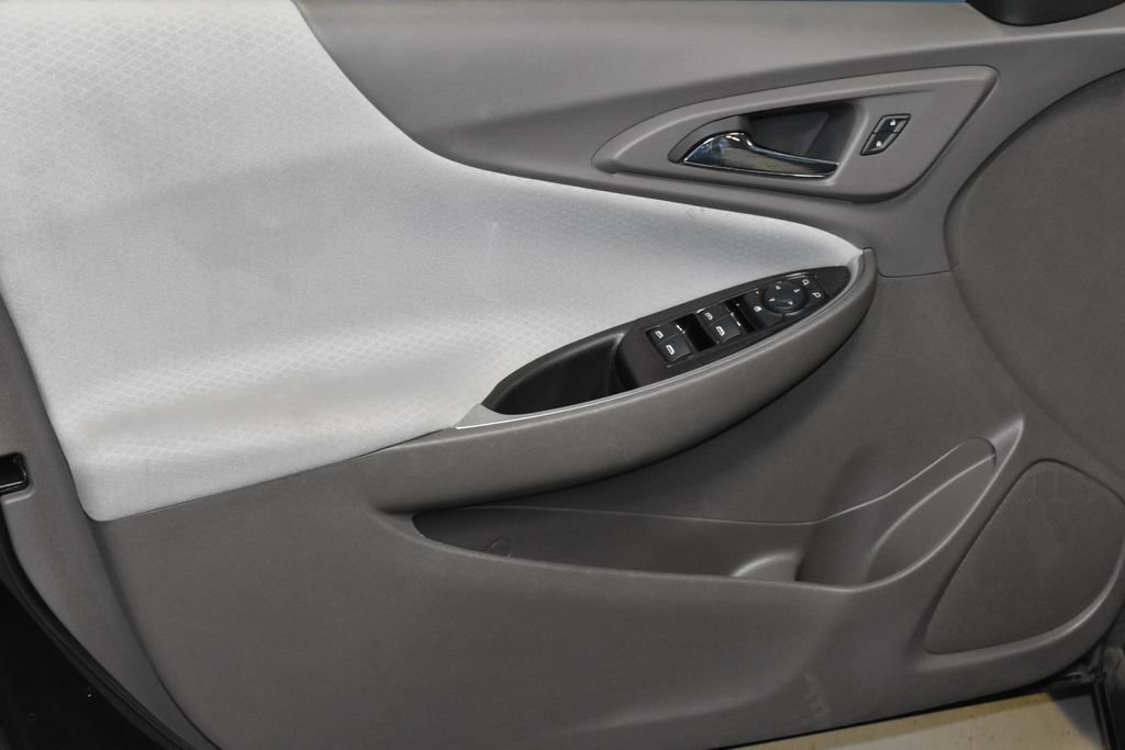 Used 2020 Chevrolet Malibu LT FWD image 4