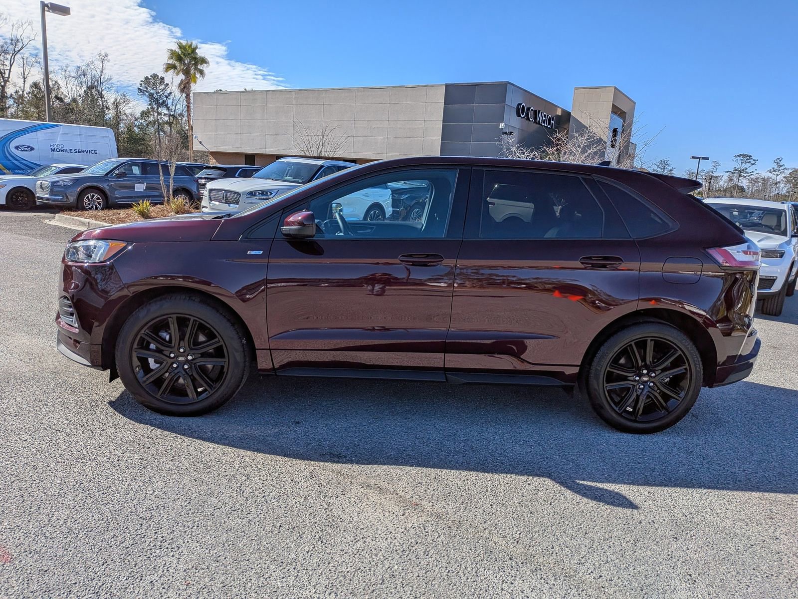 Certified 2024 Ford Edge ST-Line image 8