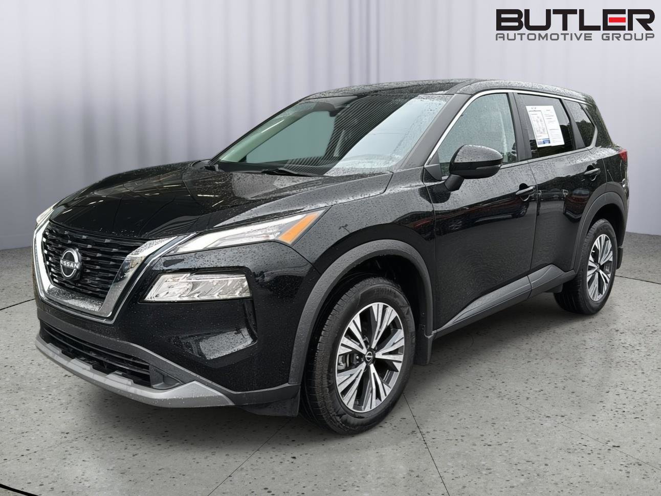 Used 2022 Nissan Rogue SV