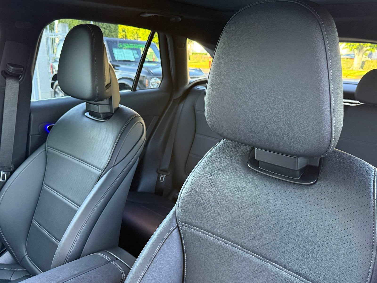 Used 2026 Mercedes-Benz GLC 300 image 27