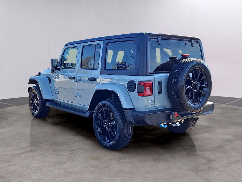 Used 2023 Jeep Wrangler Sahara w/ Dual Top Group image 6