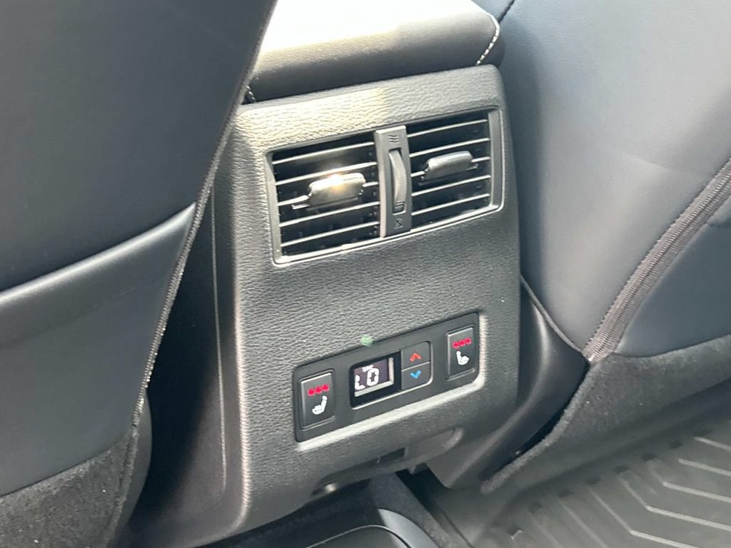 New 2026 Mitsubishi Outlander SEL AWD/4WD image 19