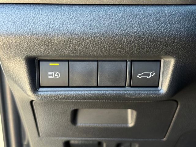 Used 2025 Toyota Grand Highlander FWD image 23