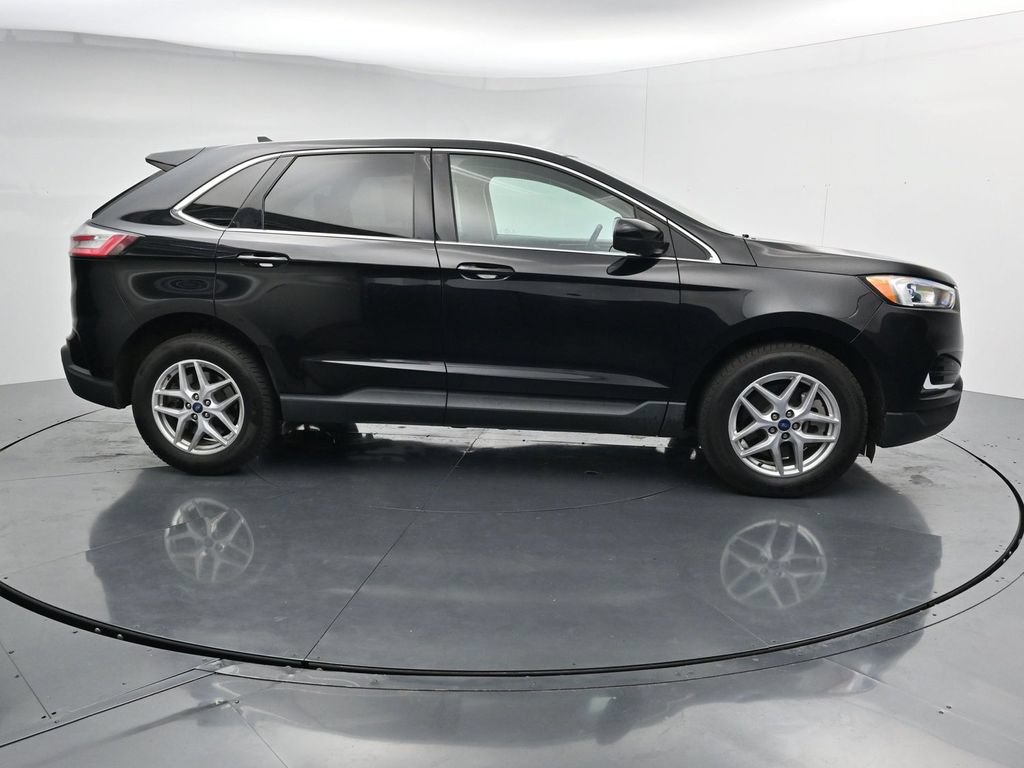 Used 2022 Ford Edge SEL AWD/4WD image 9