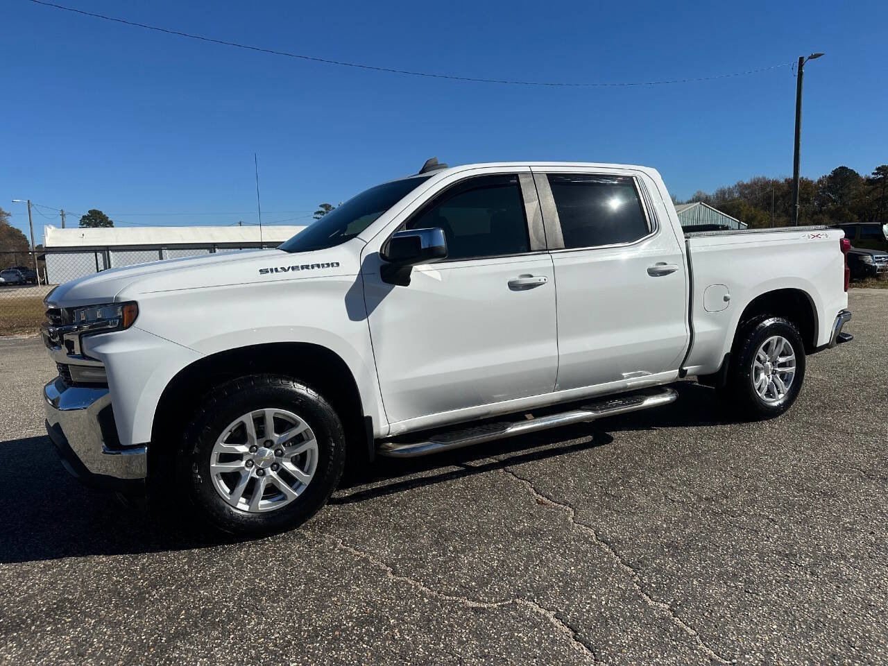 Used 2021 Chevrolet Silverado 1500 LT image 26
