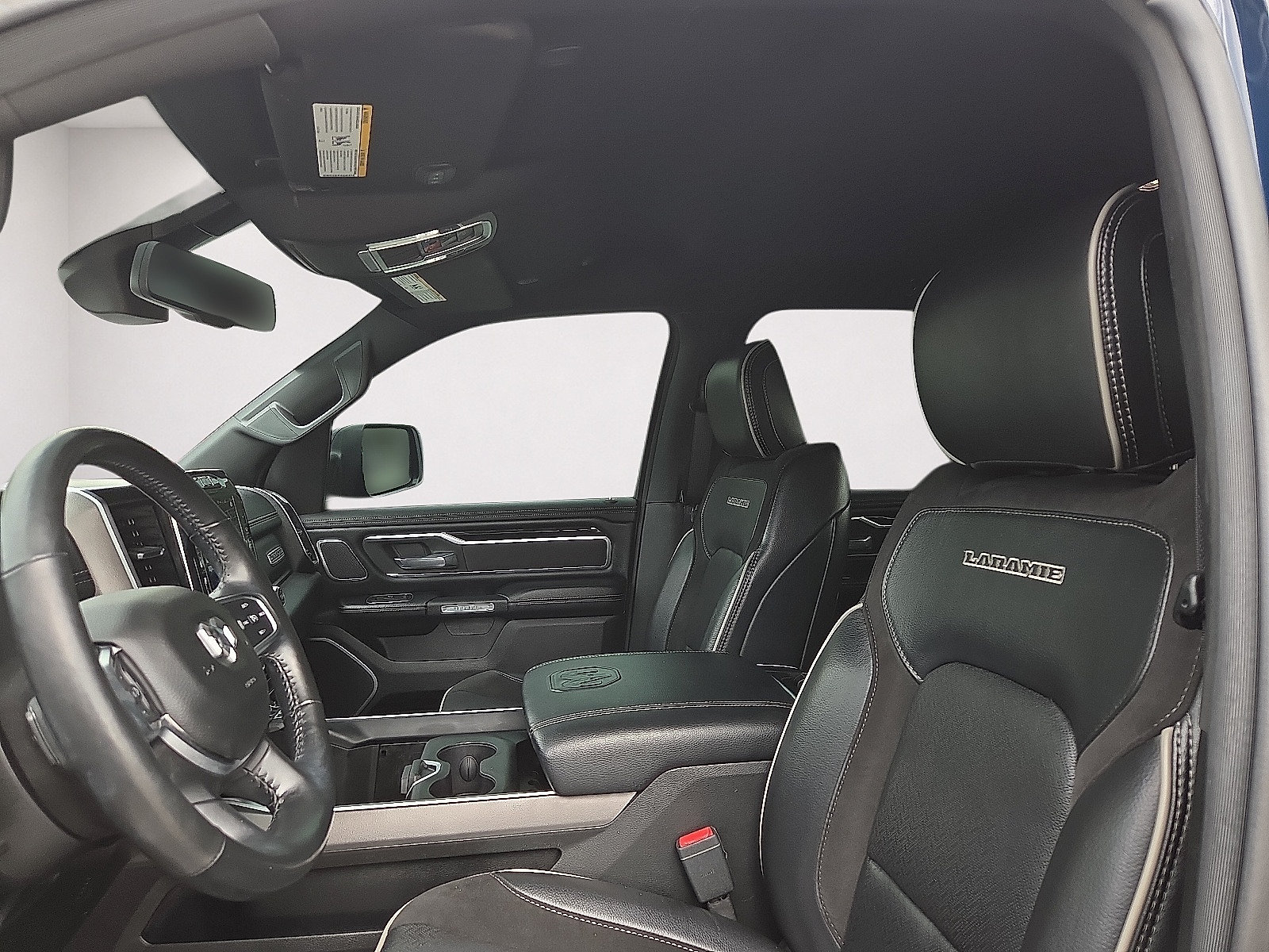 Used 2020 RAM 1500 Laramie AWD/4WD image 13