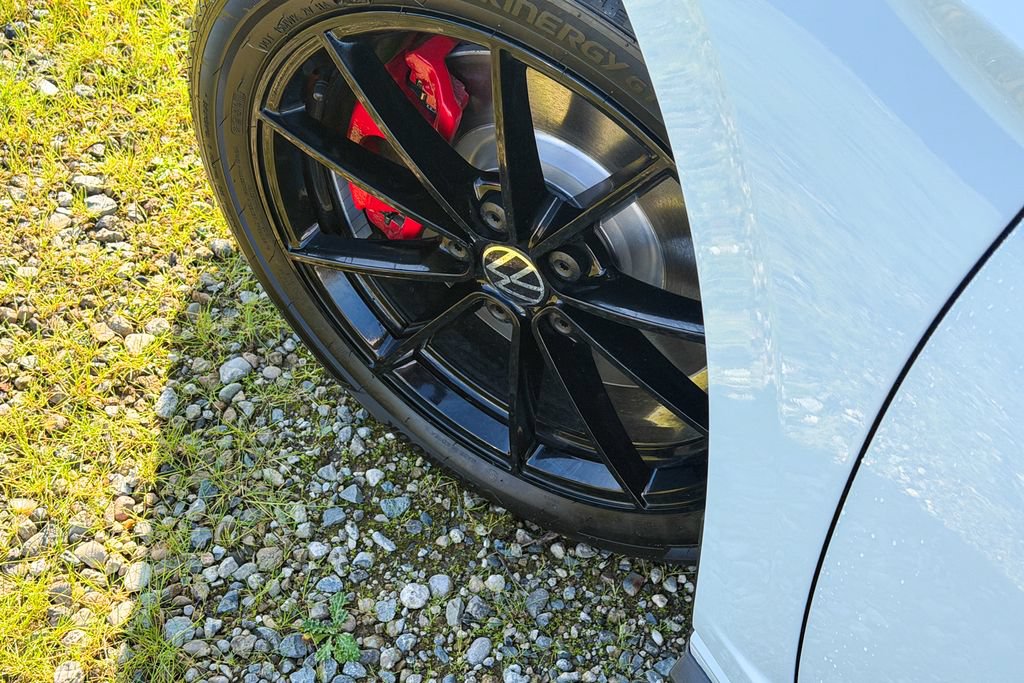 New 2026 Volkswagen Jetta GLI Autobahn FWD image 12