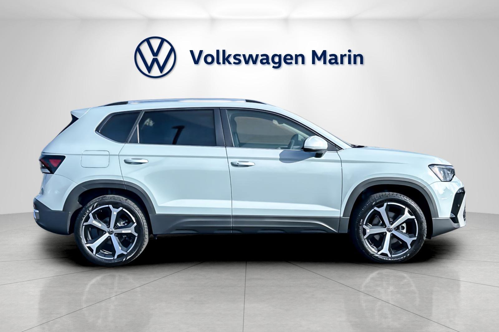 New 2026 Volkswagen Taos SEL image 6