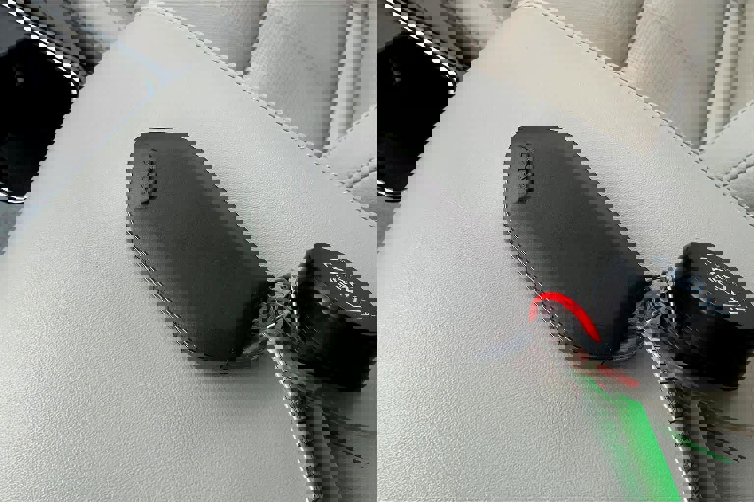 Used 2023 Kia Telluride EX w/ EX Captain's Chair Package image 13