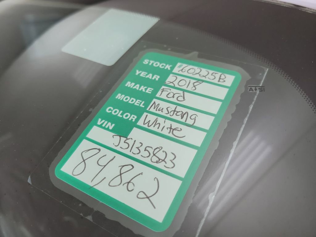Used 2018 Ford Mustang Coupe RWD image 20