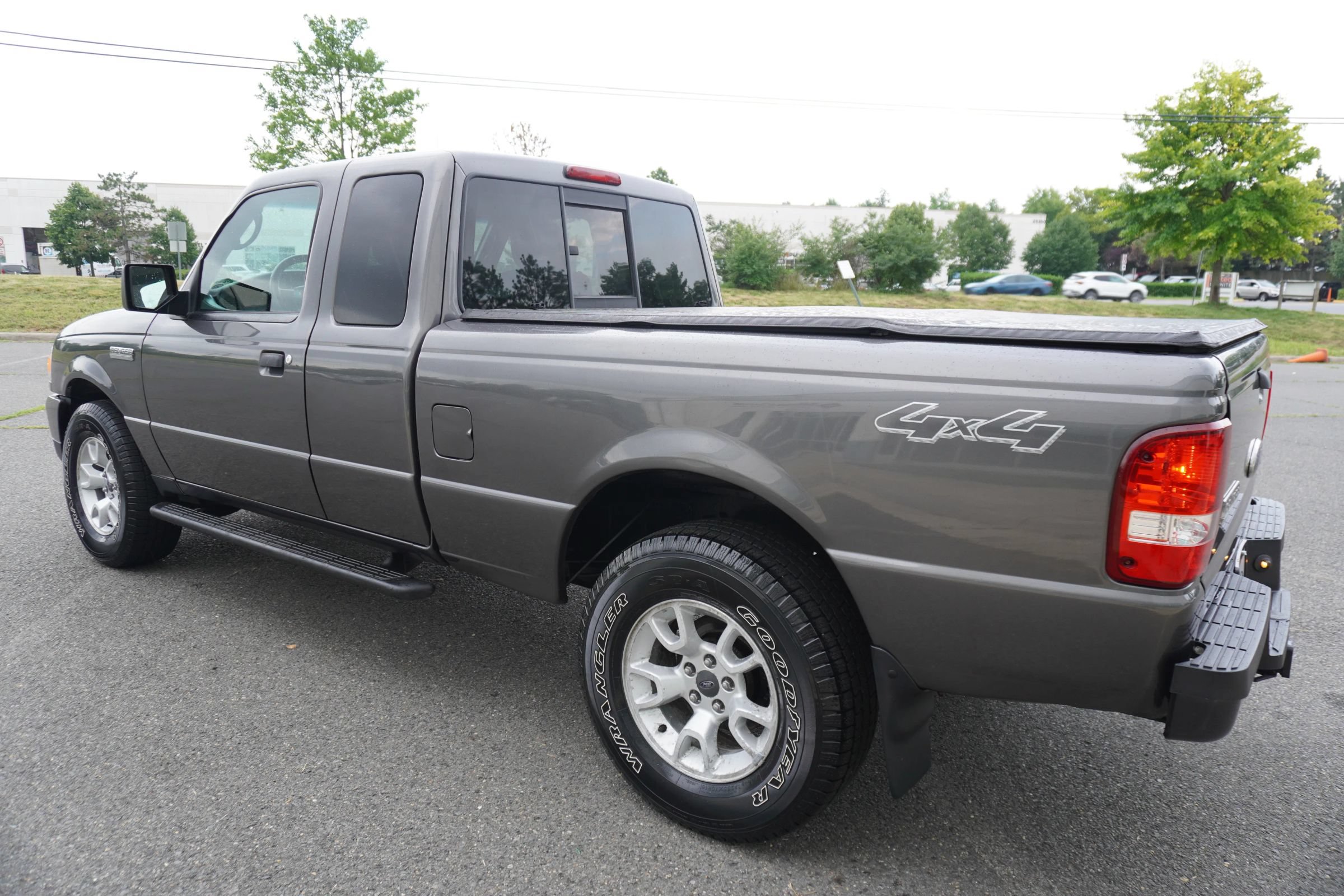 Used 2010 Ford Ranger XLT AWD/4WD image 5