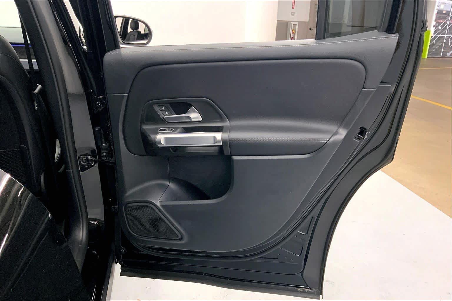 Certified 2022 Mercedes-Benz GLB 250 image 12