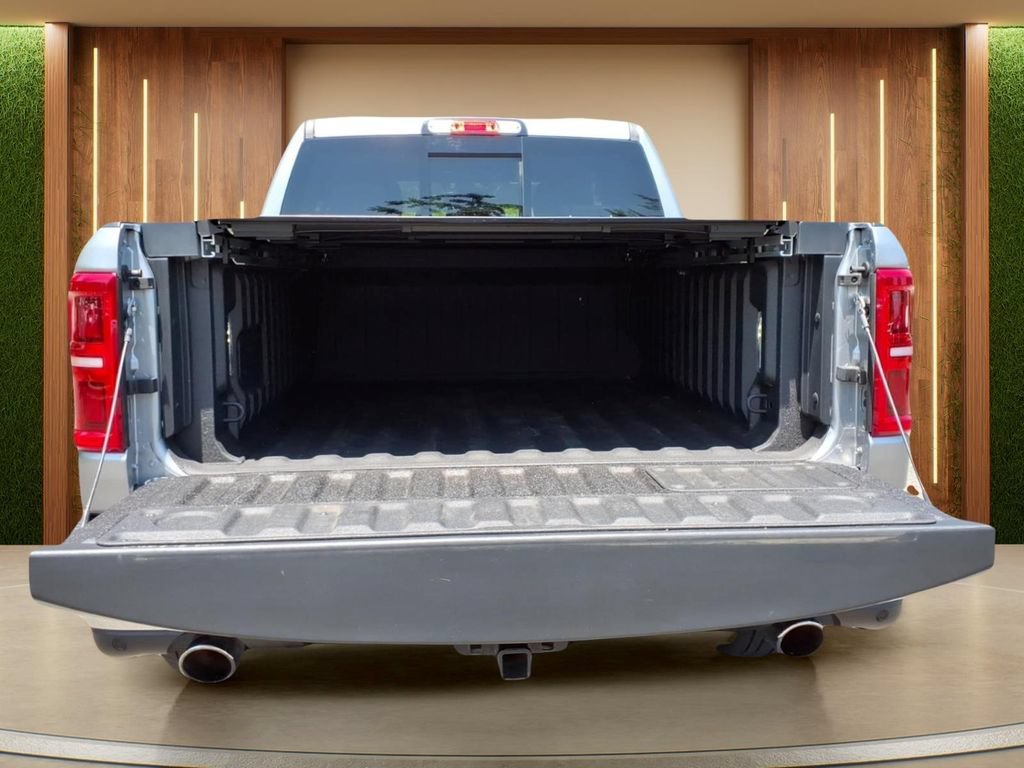 Used 2025 RAM 1500 Limited AWD/4WD image 32