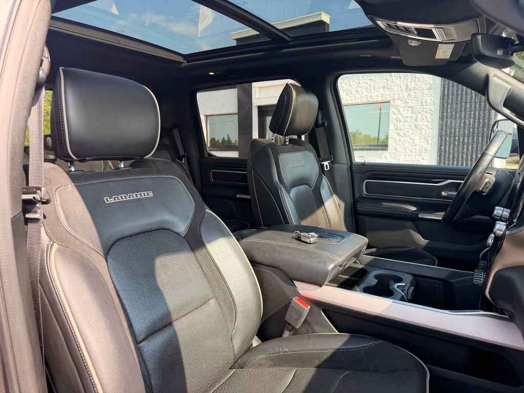 Used 2019 RAM 1500 Laramie AWD/4WD image 32