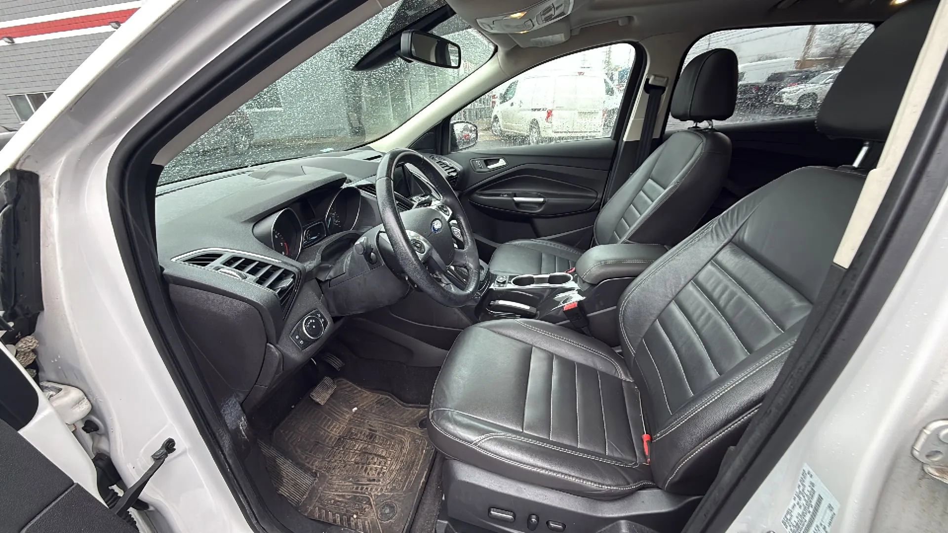 Used 2016 Ford Escape Titanium image 11