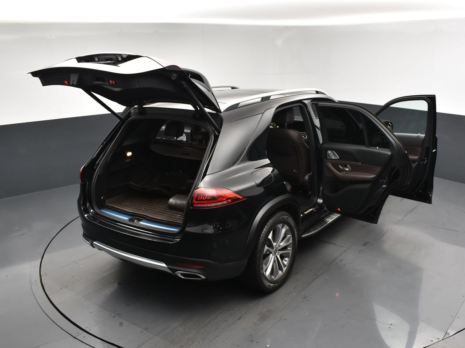 Used 2021 Mercedes-Benz GLE 350 4MATIC image 25