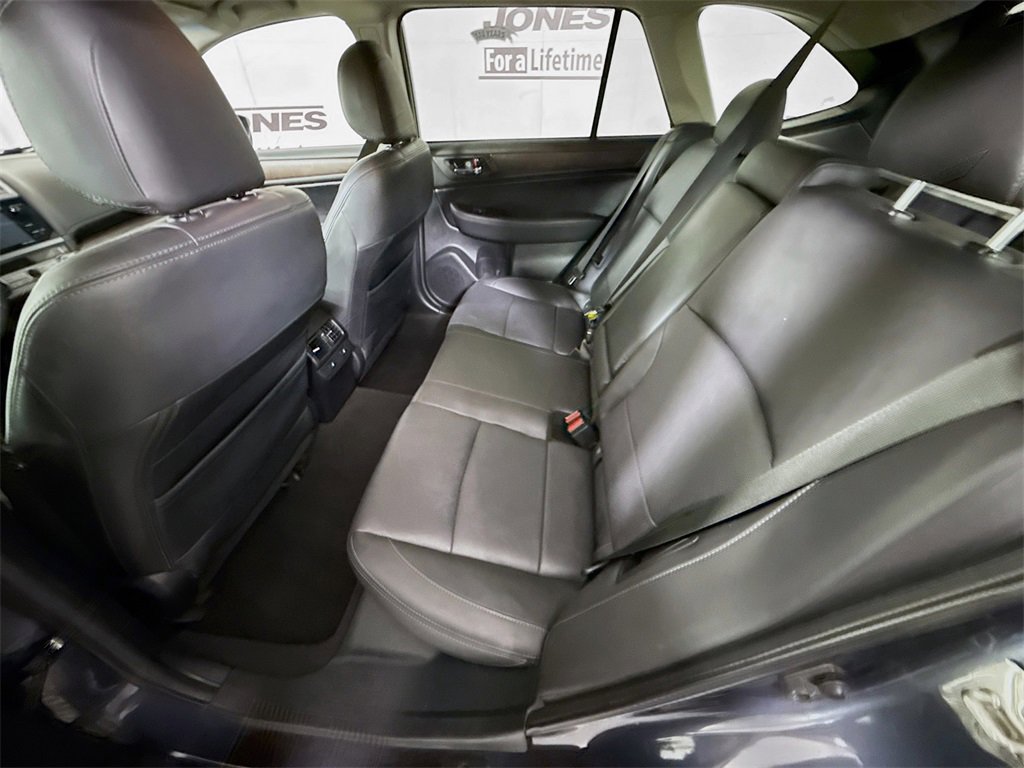 Used 2015 Subaru Outback 2.5i Limited image 28