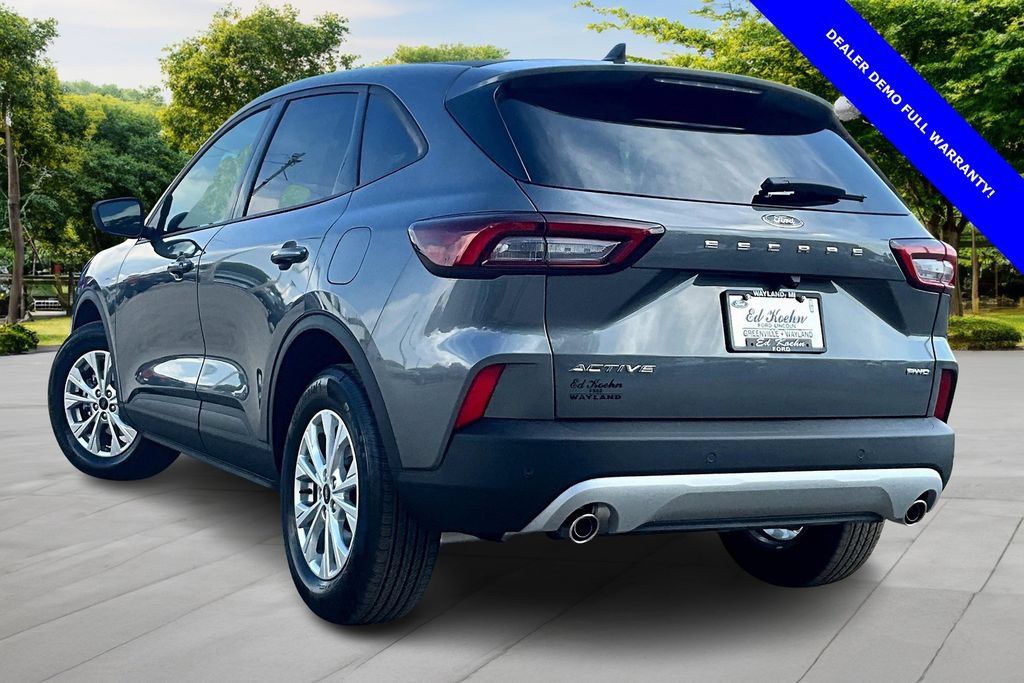New 2025 Ford Escape Active w/ Active Premium Tech Pack image 3
