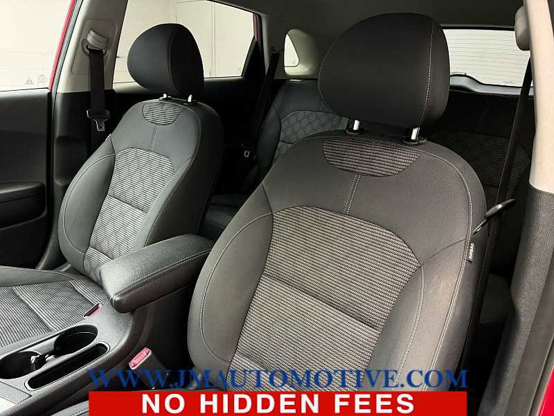 Used 2017 Kia Niro LX image 13