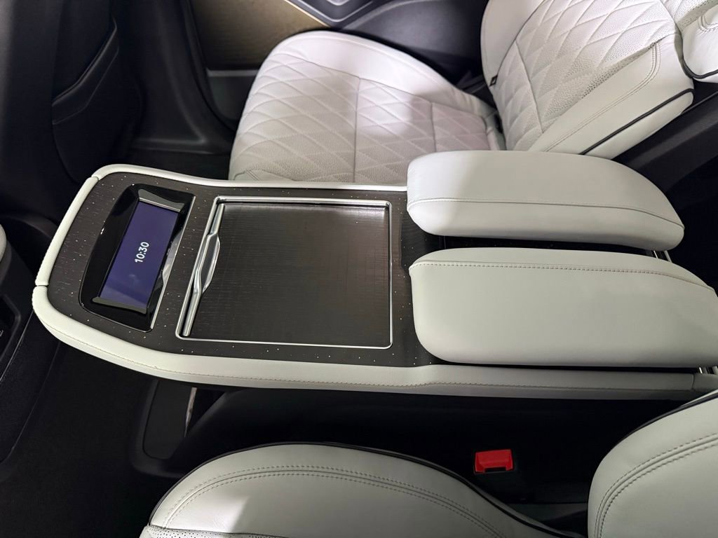 New 2025 Lincoln Navigator L Black Label AWD/4WD image 53