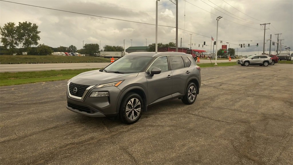 Used 2022 Nissan Rogue SV w/ SV Premium Package image 4