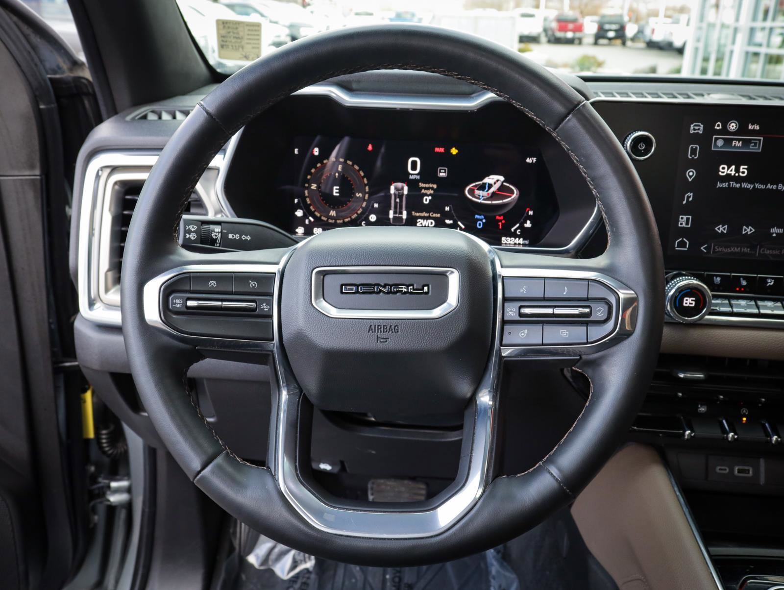 Used 2023 GMC Canyon Denali image 22