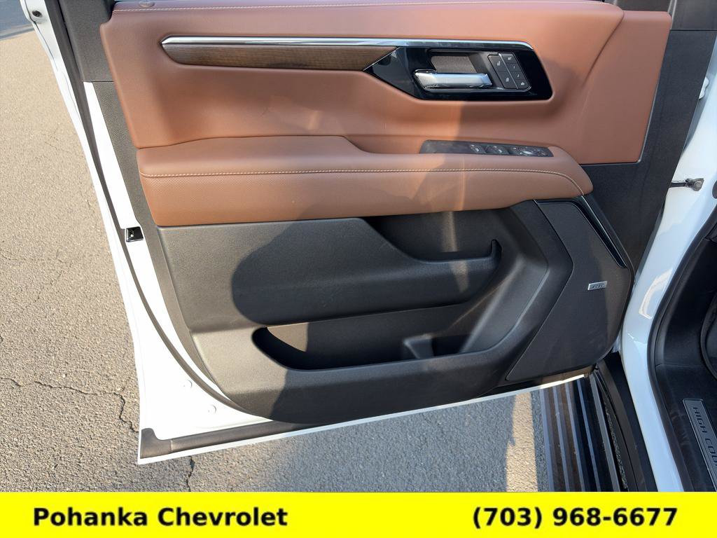 New 2026 Chevrolet Tahoe High Country AWD/4WD image 26