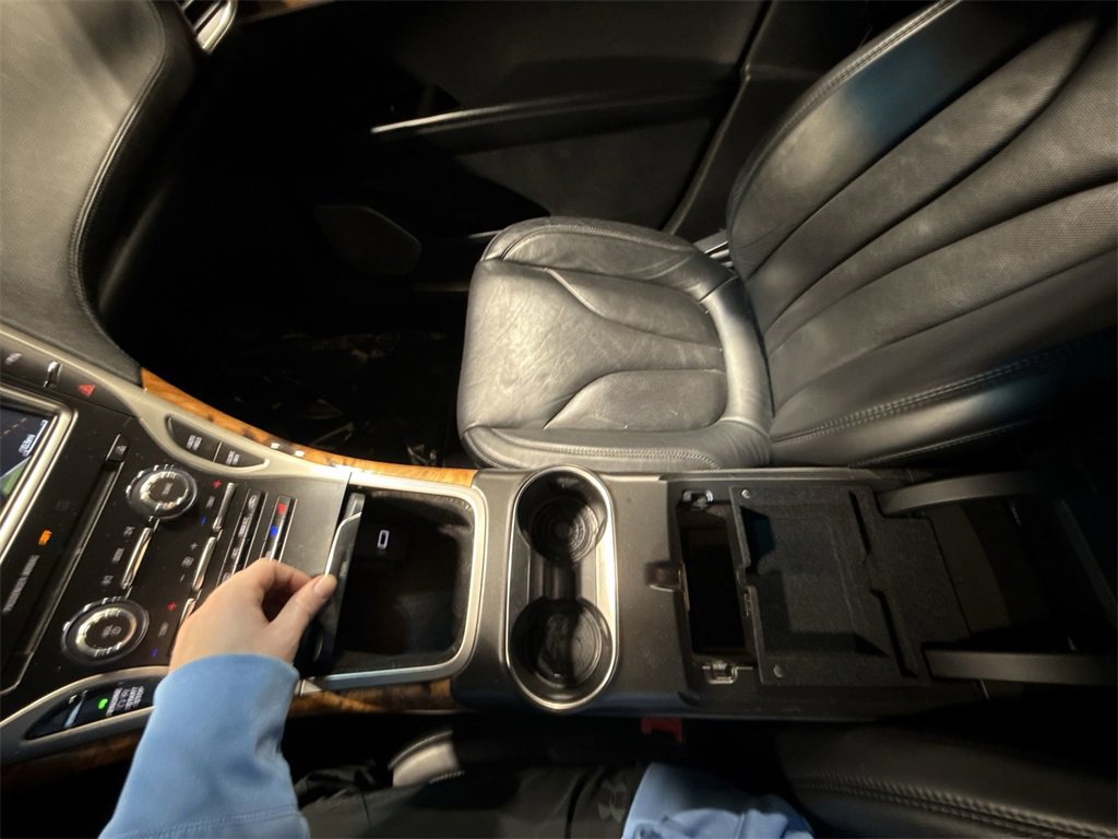 Used 2016 Lincoln MKX Reserve w/ Luxury Package image 23