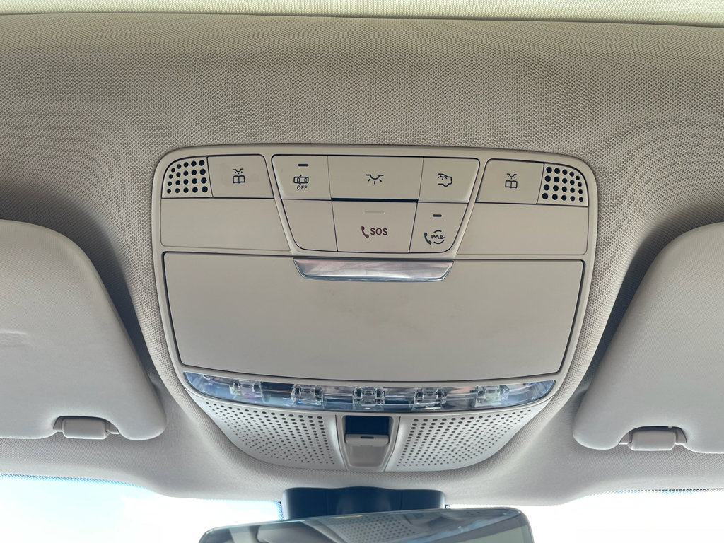 Used 2021 Mercedes-Benz GLC 300 4MATIC image 31