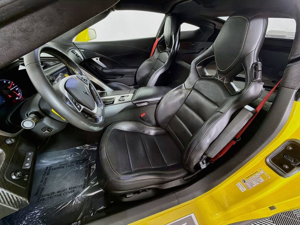 Used 2019 Chevrolet Corvette Stingray Coupe RWD image 22