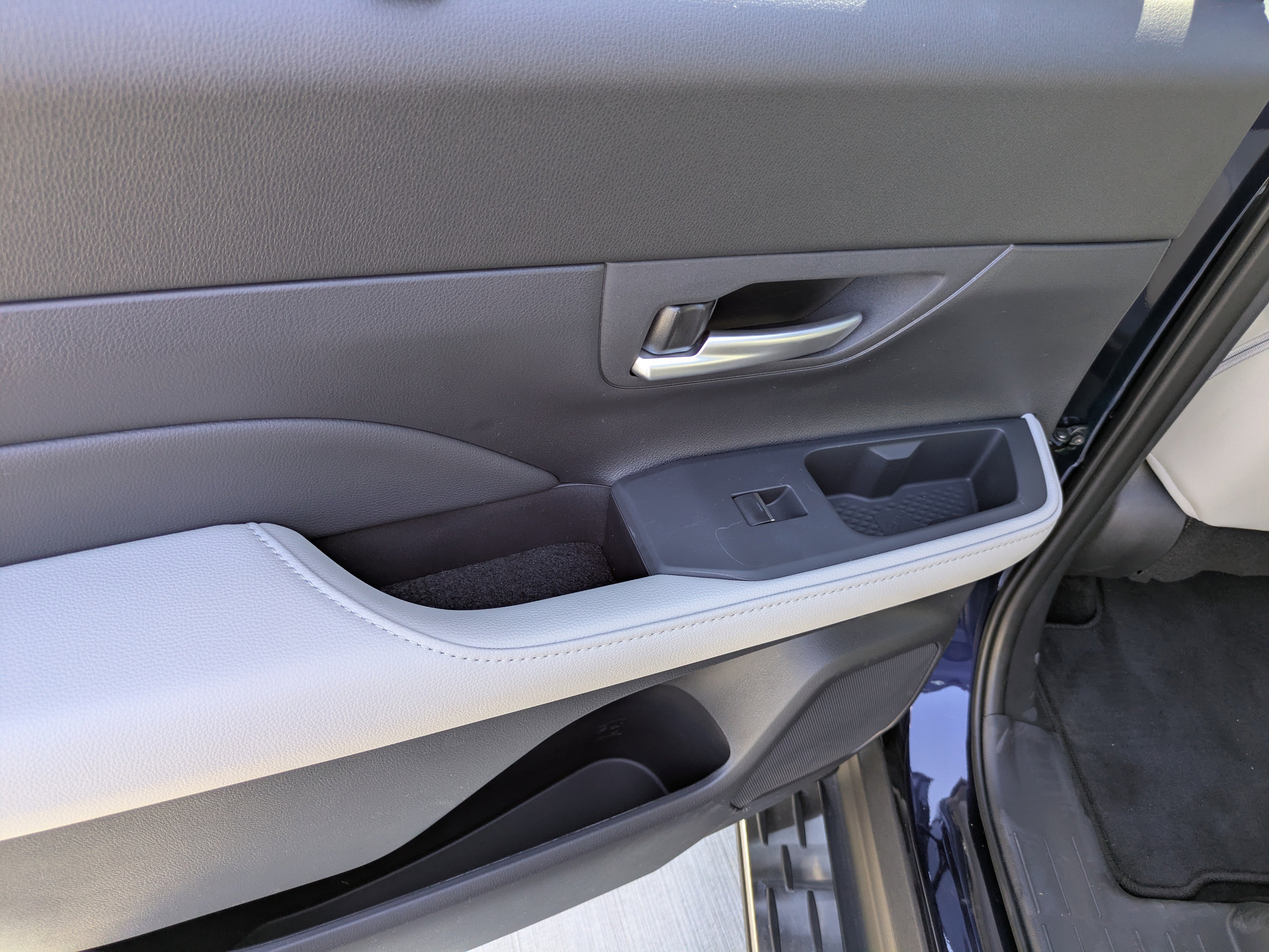 New 2025 Toyota Grand Highlander FWD image 15