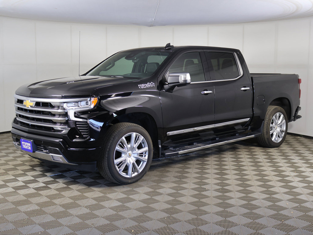 Used 2024 Chevrolet Silverado 1500 High Country w/ High Country Premium Package AWD/4WD image 12