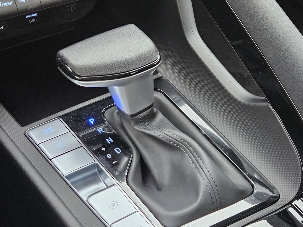 Used 2026 Hyundai Elantra Hybrid FWD image 20