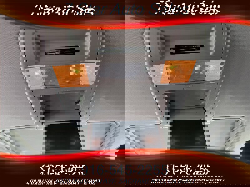 Used 2014 GMC Yukon XL Denali image 20