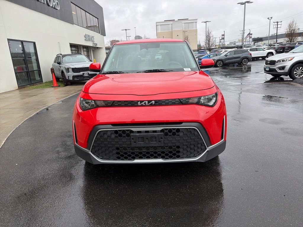 Certified 2023 Kia Soul LX image 3