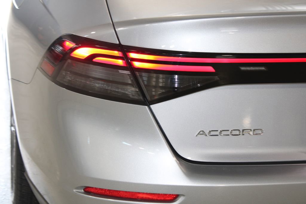 Used 2023 Honda Accord EX image 37