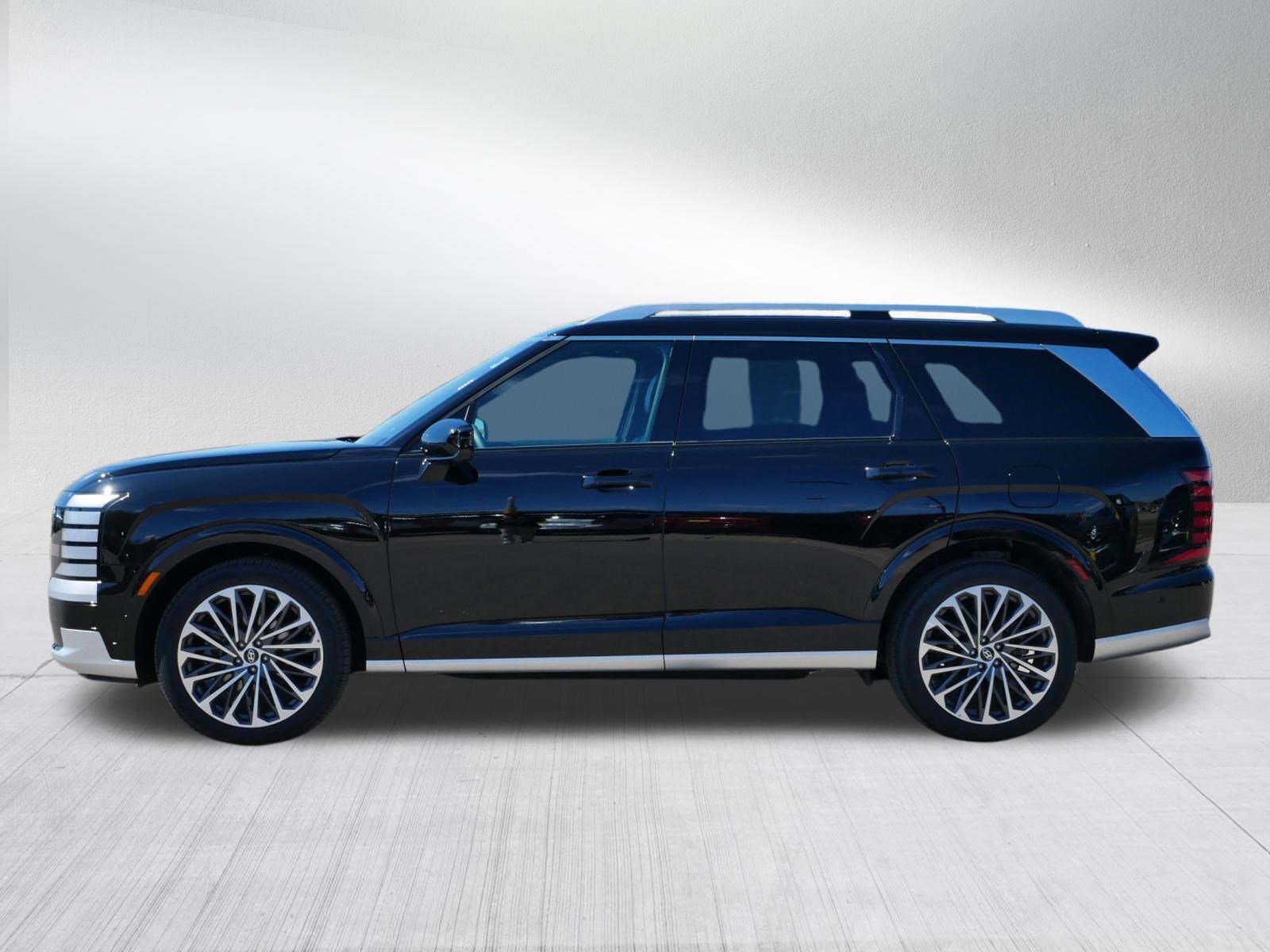 Used 2026 Hyundai Palisade Calligraphy AWD/4WD image 4