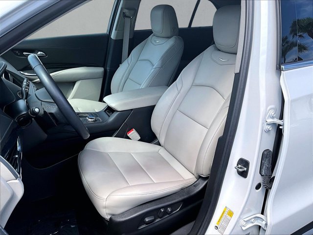 Used 2023 Cadillac XT4 Premium Luxury FWD image 27