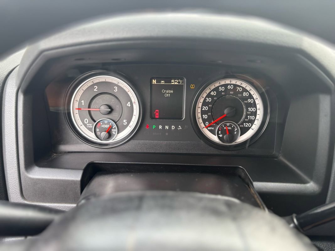 Used 2015 RAM 2500 Tradesman w/ Chrome Appearance Group image 17