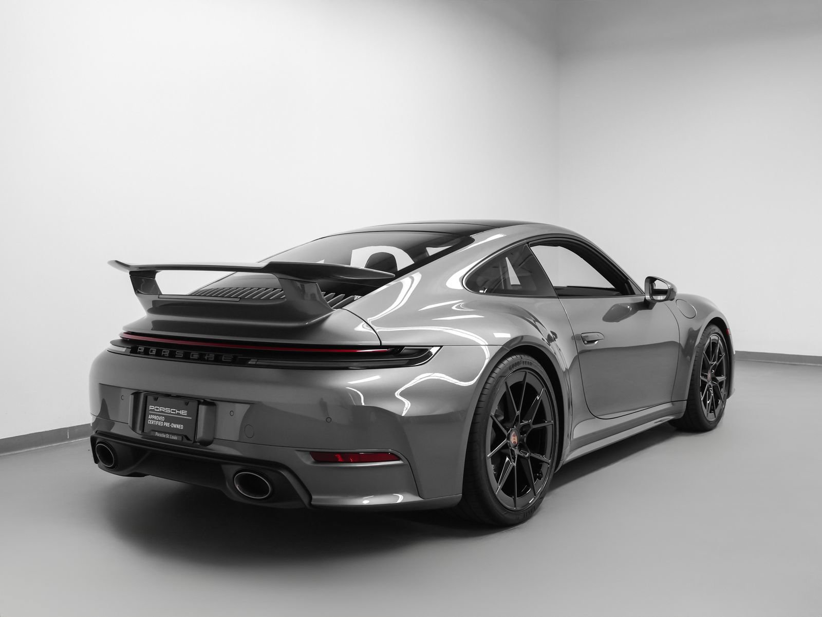 Certified 2026 Porsche 911 Carrera T RWD image 12