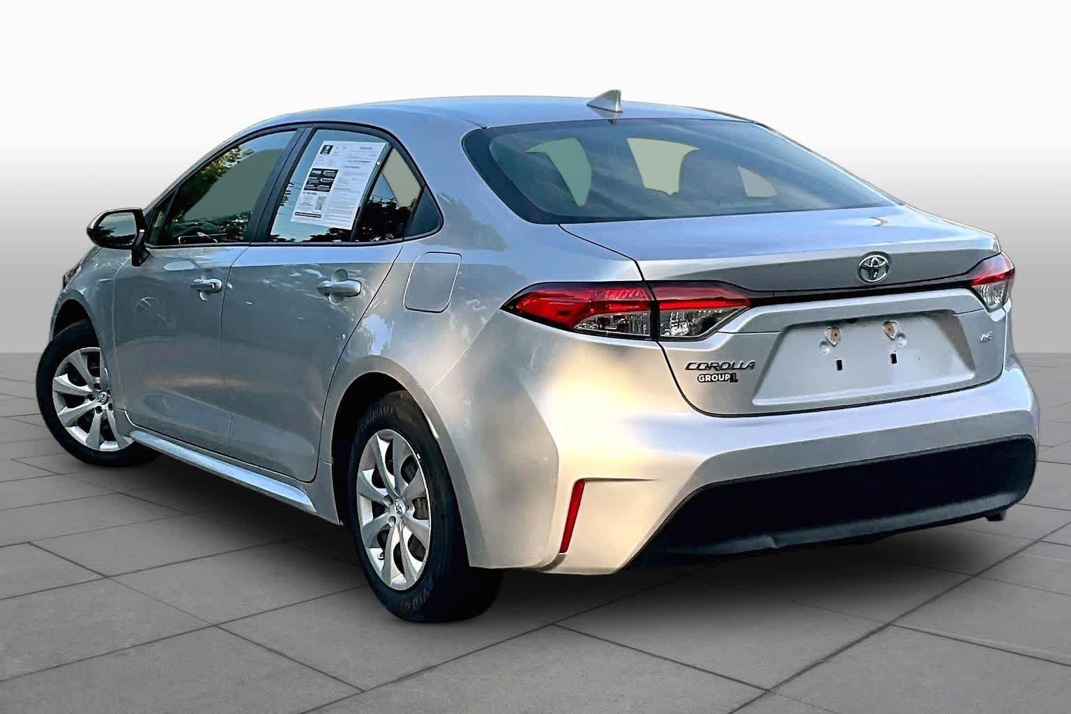Used 2023 Toyota Corolla LE FWD image 12