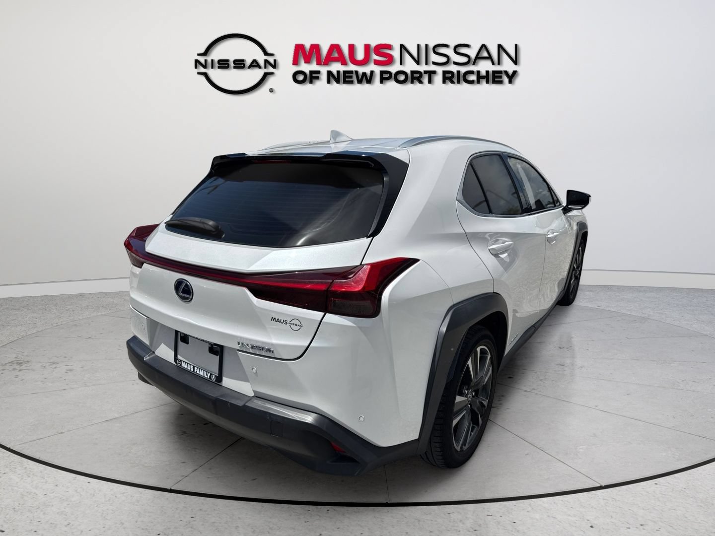 Used 2020 Lexus UX 250h w/ Premium Package AWD/4WD image 12