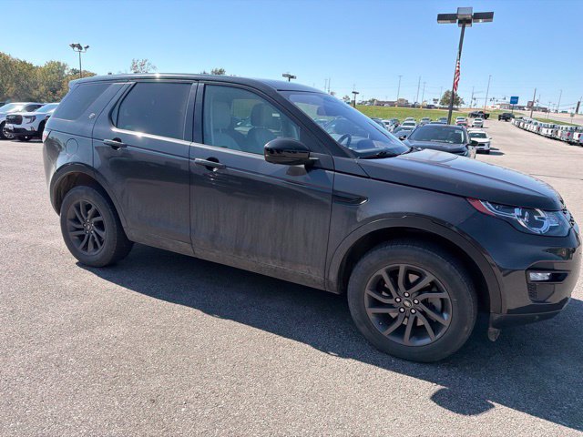 Used 2019 Land Rover Discovery Sport HSE AWD/4WD image 11