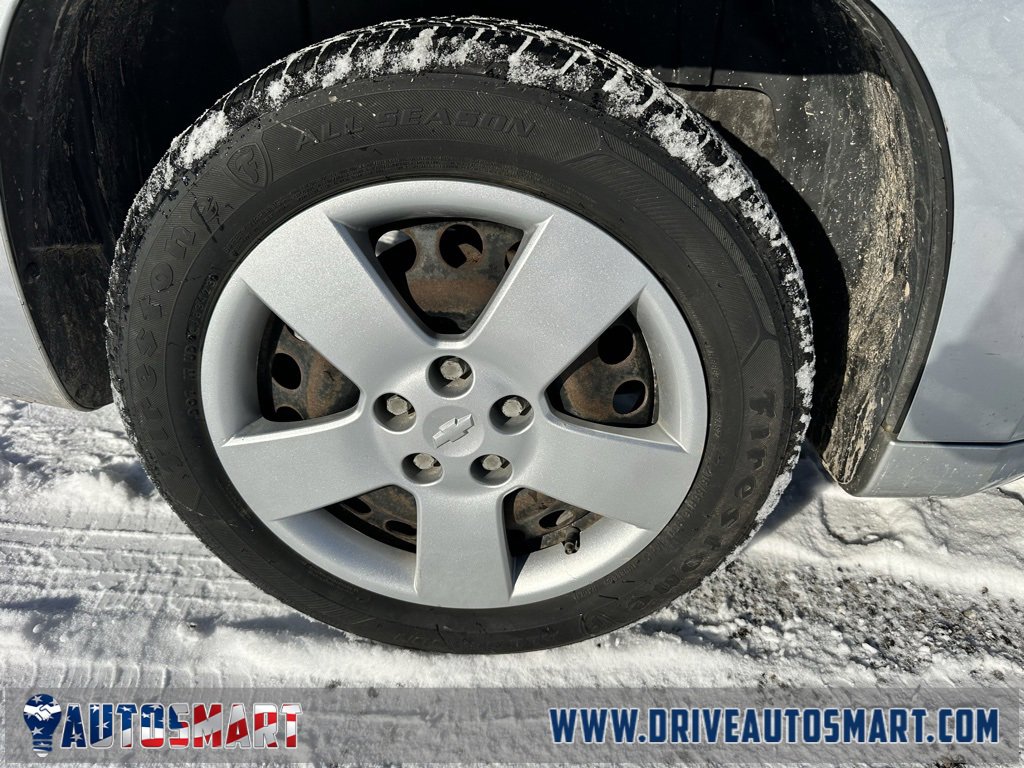 Used 2009 Chevrolet HHR LS image 10