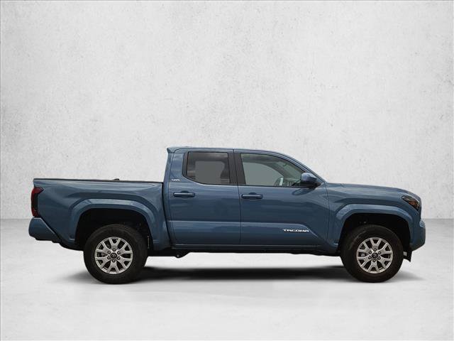Used 2026 Toyota Tacoma SR5 AWD/4WD image 4