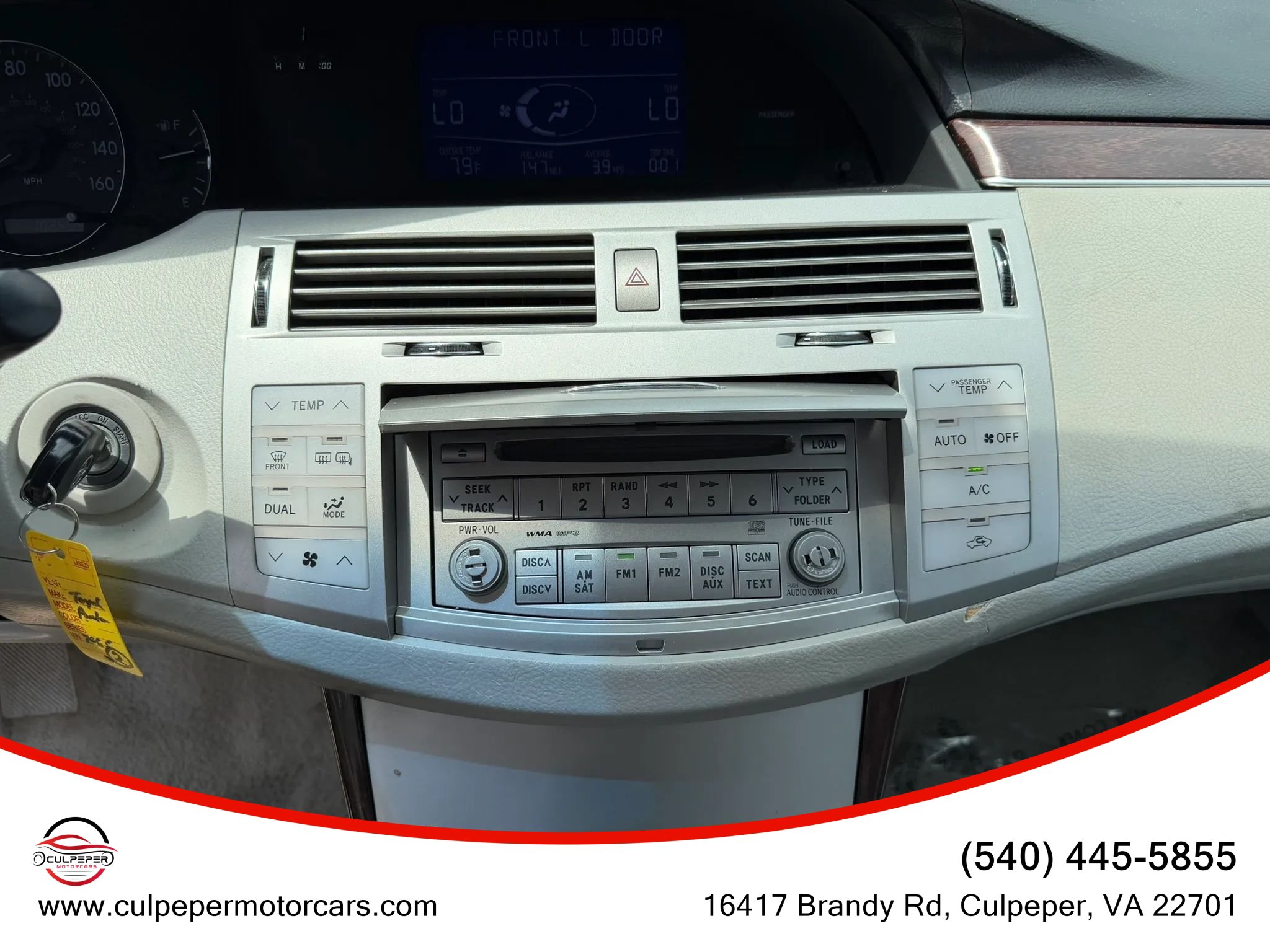 Used 2010 Toyota Avalon XLS FWD image 23