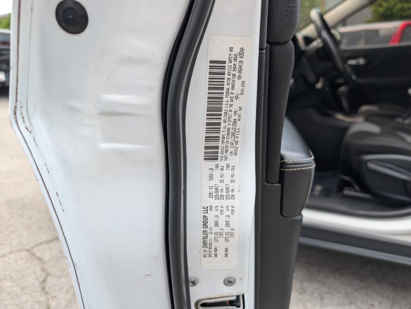 Used 2014 Jeep Cherokee Latitude FWD image 24